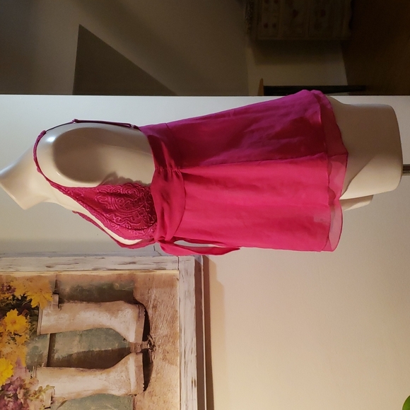 Victoria's Secret Intimate - Picture 4 of 6